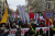 В Венгрии протестуют против “закона о рабстве”
